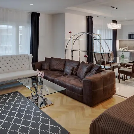 Apartment 39 Dlouha Old Town *